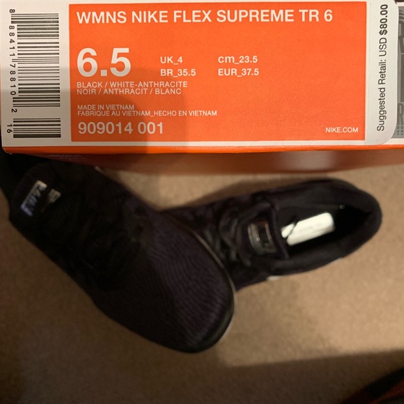 🔥NEW NIKE WOMENS - Picture 6 of 7